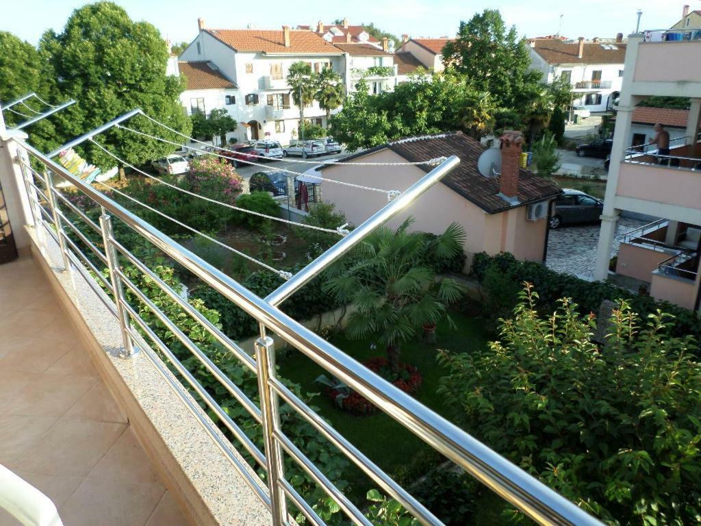 Kamelija Daire Rovinj Dış mekan fotoğraf